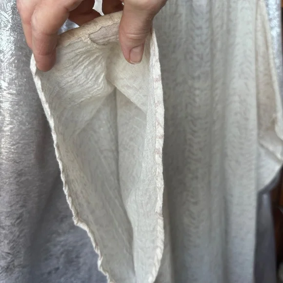 NWT EBERJEY Isadora Beautiful beach cover-up. - Picture 10 of 11